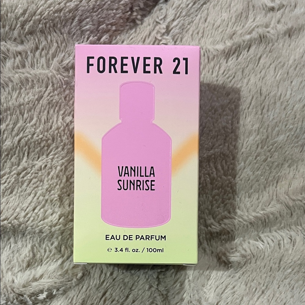 Forever 21 Vanilla Sunrise Perfume in Pink and Cream Box